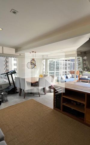 Apartamento à venda com 190m², 4 quartos e 2 vagas Apartamento à venda com 190m², 4 quartos e 2 vagasCobertura