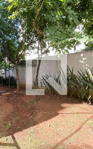 Apartamento à venda com 190m², 4 quartos e 2 vagas Apartamento à venda com 190m², 4 quartos e 2 vagasÁrea comum - Área Pet