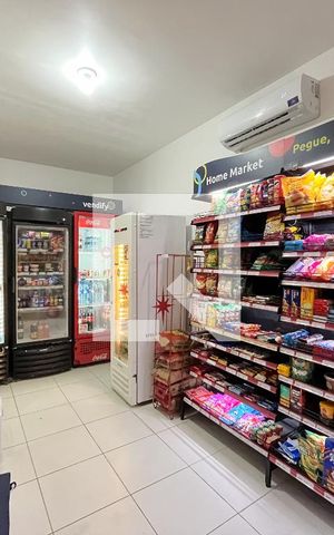 Apartamento à venda com 190m², 4 quartos e 2 vagas Apartamento à venda com 190m², 4 quartos e 2 vagasÁrea comum - Mercado