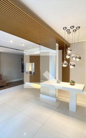 Apartamento à venda com 190m², 4 quartos e 2 vagas Apartamento à venda com 190m², 4 quartos e 2 vagasHall social