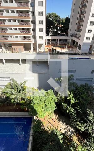 Apartamento à venda com 190m², 4 quartos e 2 vagas Apartamento à venda com 190m², 4 quartos e 2 vagasVista da Varanda