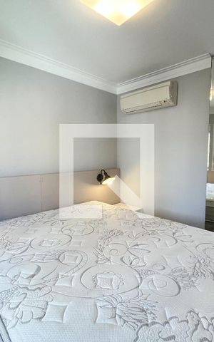 Apartamento à venda com 190m², 4 quartos e 2 vagas Apartamento à venda com 190m², 4 quartos e 2 vagasSuite 1