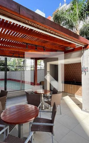 Apartamento à venda com 190m², 4 quartos e 2 vagas Apartamento à venda com 190m², 4 quartos e 2 vagasÁrea comum - Churrasqueira