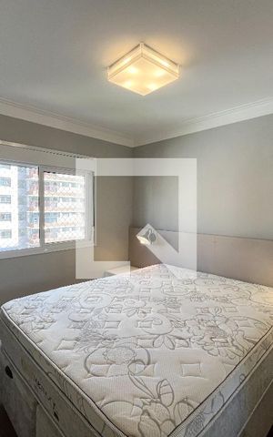 Apartamento à venda com 190m², 4 quartos e 2 vagas Apartamento à venda com 190m², 4 quartos e 2 vagasSuite 1