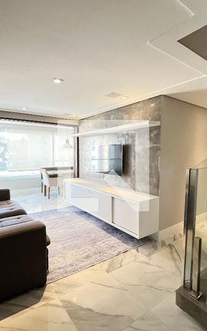 Apartamento à venda com 190m², 4 quartos e 2 vagas Apartamento à venda com 190m², 4 quartos e 2 vagasSala