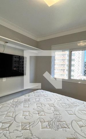 Apartamento à venda com 190m², 4 quartos e 2 vagas Apartamento à venda com 190m², 4 quartos e 2 vagasSuite 1