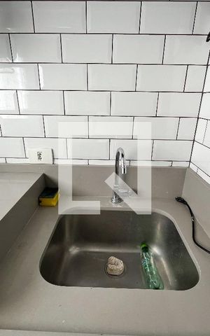 Apartamento à venda com 190m², 4 quartos e 2 vagas Apartamento à venda com 190m², 4 quartos e 2 vagasÁrea de Serviço