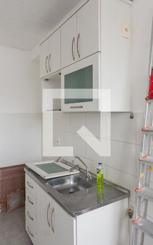 Apartamento para alugar com 49m², 2 quartos e sem vagaCozinha e Área de Serviço