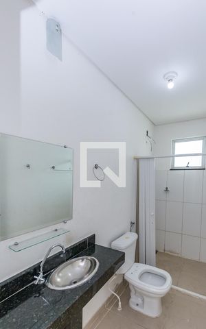 Casa à venda com 170m², 2 quartos e 1 vaga Casa à venda com 170m², 2 quartos e 1 vagaBanheiro Social