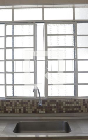 Casa à venda com 380m², 6 quartos e 4 vagasCozinha
