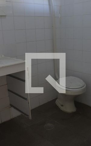 Casa à venda com 380m², 6 quartos e 4 vagasBanheiro Social 2