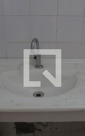 Casa à venda com 380m², 6 quartos e 4 vagasBanheiro Social 2