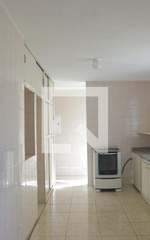 Casa à venda com 380m², 6 quartos e 4 vagasCozinha