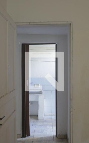 Casa à venda com 380m², 6 quartos e 4 vagasQuarto externo 2