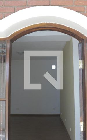 Casa à venda com 380m², 6 quartos e 4 vagasSala