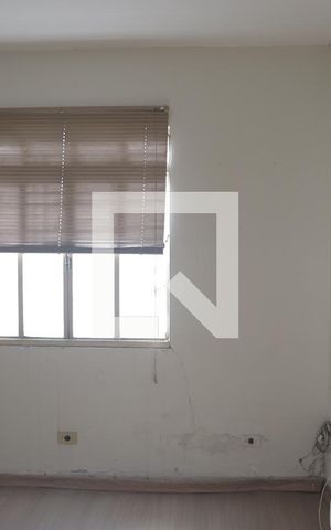 Casa à venda com 380m², 6 quartos e 4 vagasQuarto externo 1
