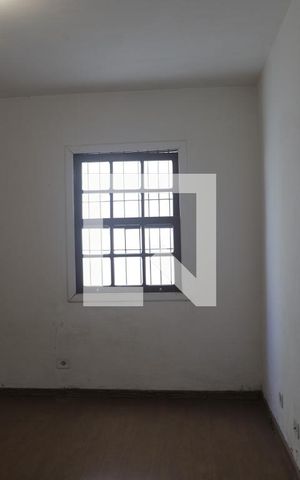 Casa à venda com 380m², 6 quartos e 4 vagasQuarto externo 2