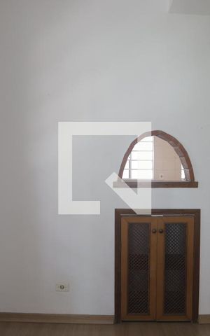 Casa à venda com 380m², 6 quartos e 4 vagasSala