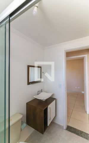 Apartamento para alugar com 74m², 2 quartos e 1 vaga Apartamento para alugar com 74m², 2 quartos e 1 vagaBanheiro