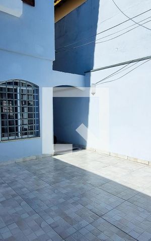 Casa à venda com 128m², 3 quartos e 2 vagas Casa à venda com 128m², 3 quartos e 2 vagasGaragem