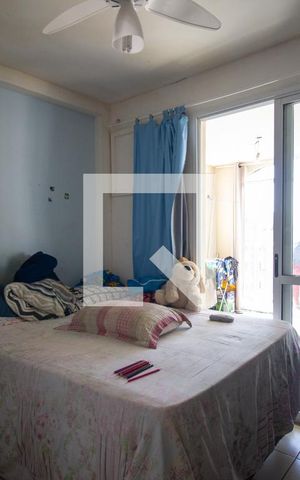 Apartamento para alugar com 204m², 4 quartos e 2 vagas Apartamento para alugar com 204m², 4 quartos e 2 vagasQuarto