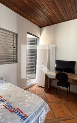 Casa para alugar com 35m², 1 quarto e 1 vaga Casa para alugar com 35m², 1 quarto e 1 vagaSala/Quarto