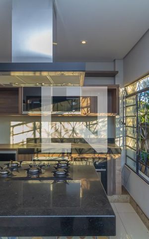 Casa à venda com 390m², 3 quartos e 2 vagas Casa à venda com 390m², 3 quartos e 2 vagasÁrea Gourmet