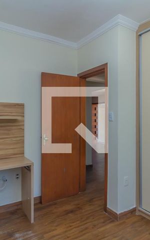 Casa à venda com 390m², 3 quartos e 2 vagas Casa à venda com 390m², 3 quartos e 2 vagasQuarto 2