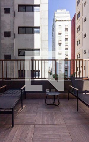 Studio à venda com 25m², 1 quarto e sem vagaÁrea comum - Piscina