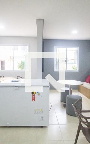 Apartamento à venda com 30m², 1 quarto e sem vaga Apartamento à venda com 30m², 1 quarto e sem vagaÁrea comum - Salão de festas