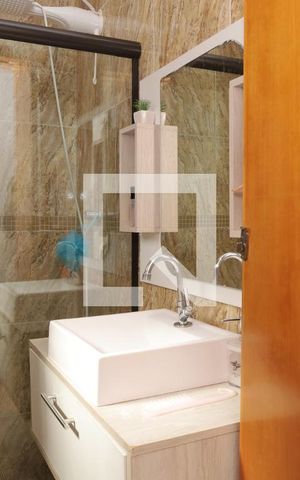Casa à venda com 158m², 3 quartos e 4 vagasBanheiro - Quarto 2