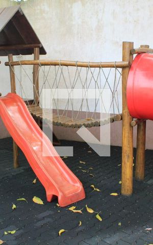Apartamento para alugar com 70m², 3 quartos e 2 vagasÁrea comum - Playground