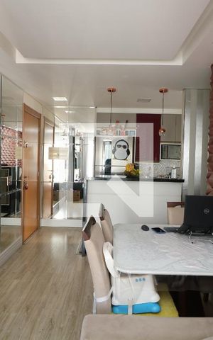 Apartamento à venda com 47m², 2 quartos e 1 vagaSala