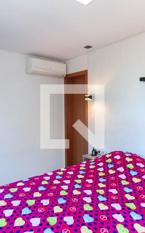 Apartamento à venda com 150m², 3 quartos e 3 vagas Apartamento à venda com 150m², 3 quartos e 3 vagasSuíte