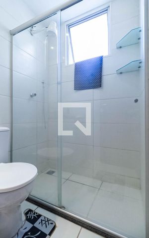 Apartamento à venda com 150m², 3 quartos e 3 vagas Apartamento à venda com 150m², 3 quartos e 3 vagasBanheiro social