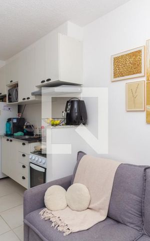 Apartamento à venda com 33m², 2 quartos e sem vaga Apartamento à venda com 33m², 2 quartos e sem vagaSala