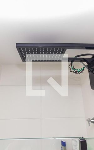 Apartamento à venda com 33m², 2 quartos e sem vaga Apartamento à venda com 33m², 2 quartos e sem vagaBanheiro