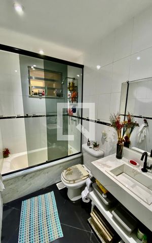 Apartamento à venda com 71m², 3 quartos e 1 vaga Apartamento à venda com 71m², 3 quartos e 1 vagaBanheiro