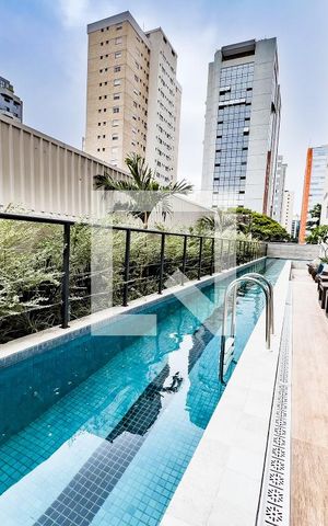 Apartamento à venda com 32m², 1 quarto e sem vaga Apartamento à venda com 32m², 1 quarto e sem vagaÁrea comum - piscina