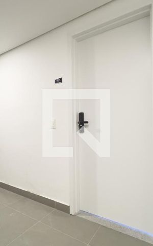 Apartamento à venda com 32m², 1 quarto e sem vaga Apartamento à venda com 32m², 1 quarto e sem vagaÁrea comum- hall do andar