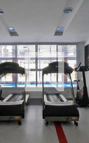 Apartamento à venda com 77m², 3 quartos e 1 vaga Apartamento à venda com 77m², 3 quartos e 1 vagaÁrea comum - Academia