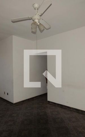 Apartamento para alugar com 92m², 2 quartos e 2 vagasSala