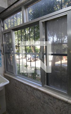 Apartamento à venda com 61m², 2 quartos e 1 vagaÁrea de Serviço