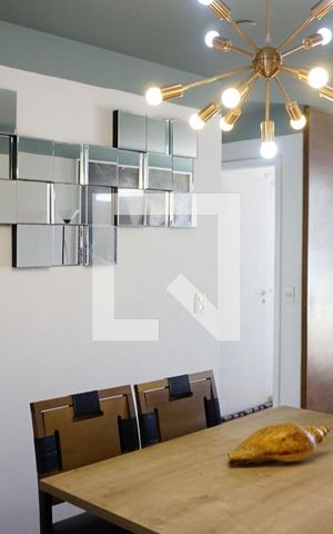 Apartamento à venda com 77m², 2 quartos e 1 vagaSala