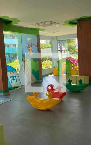 Apartamento à venda com 77m², 2 quartos e 1 vaga Apartamento à venda com 77m², 2 quartos e 1 vagaÁrea comum - Playground