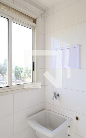 Apartamento para alugar com 42m², 1 quarto e 1 vagaÁrea de Serviço