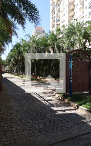 Apartamento para alugar com 42m², 1 quarto e 1 vagaFachada e portaria