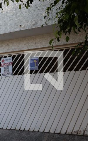 Casa à venda com 100m², 2 quartos e 2 vagasFachada