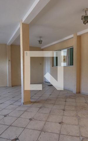 Casa à venda com 100m², 2 quartos e 2 vagasGaragem