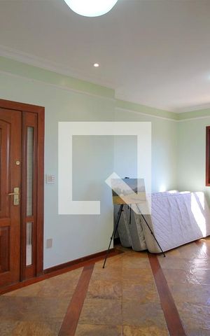 Casa à venda com 261m², 4 quartos e 2 vagasSala 2